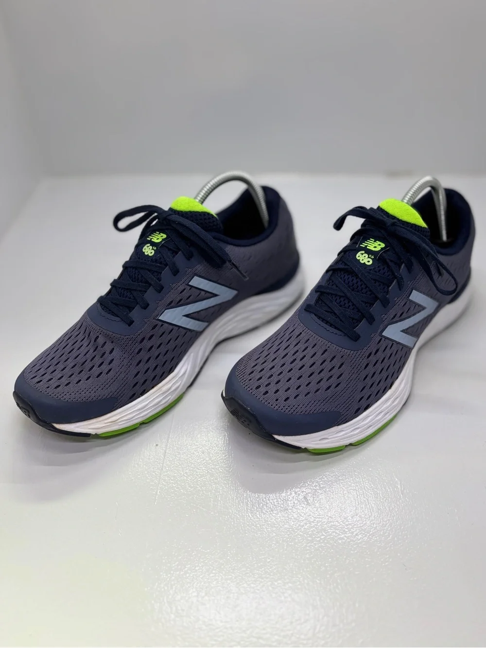 New Balance 680 v6 Men's 9.5 Gray Navy Lime Running Shoes M680LG6